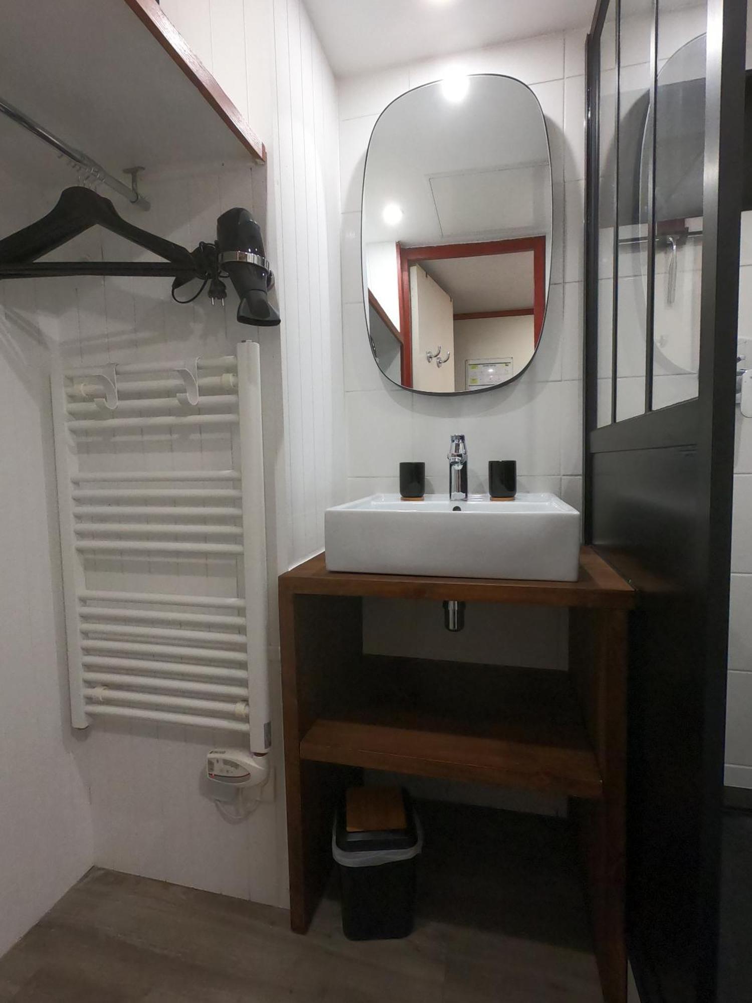 Ti Kabanouz Apartment Arzon Bagian luar foto